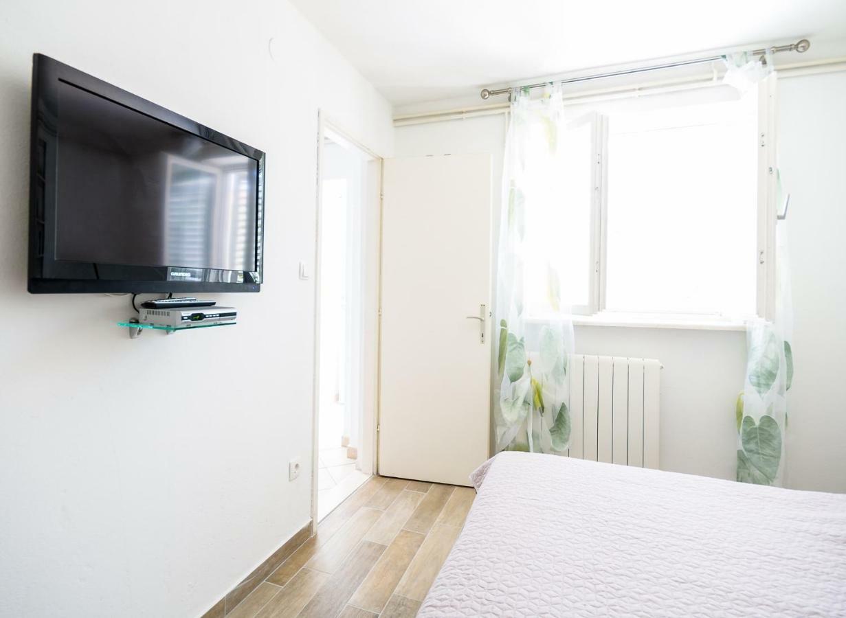Apartments Laura كورتْشولا المظهر الخارجي الصورة